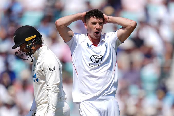 How Sports Newsrooms Decide Which Cricket Moments Deserve an Alert